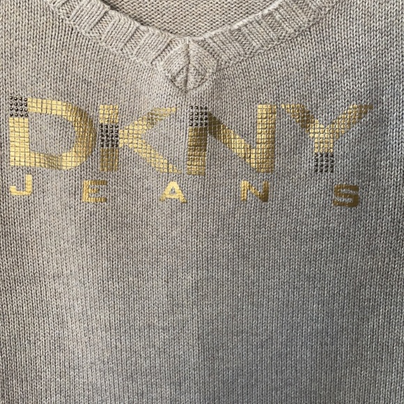 DKNY Sweater - Picture 3 of 5